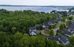 25 Schooner Drive, Rockland, ME 04841