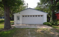 718 3rd Ave E, Sisseton, SD 57262