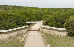 5905 N US Highway 281, Hamilton, TX 76531