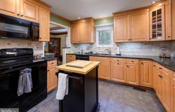 129 HICKORY LN, MEDFORD, NJ 08055