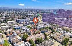 2832 Summit St, Oakland, CA 94609