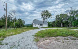 5 MC 2028, Yellville, AR 72687