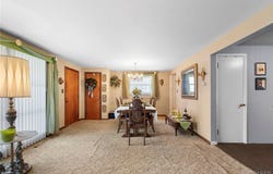 47 Warburton Place, Buffalo, NY 14223