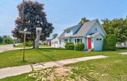 205 N 2nd, Manistique, MI 49854