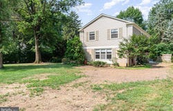 370 BELVEDERE STREET, CARLISLE, PA 17013