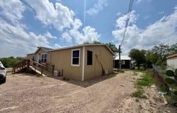 3891 Cross Creek Dr, Eagle Pass, TX 78852