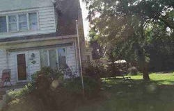 208 N 3rd St, Wallingford, IA 51365
