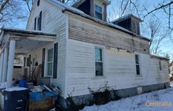 215 W 17th Street, Centralia, IL 62801