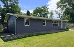 110 Spring Ave S, Lake Preston, SD 57249