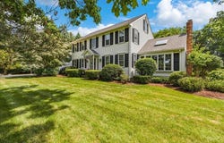 11 Tara Drive, Pembroke, MA 02359