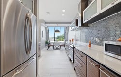 17 Harbourside Lane, Hilton Head Island, SC 29928