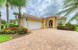 5827 BENEVENTO DRIVE, SARASOTA, FL 34238