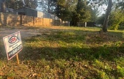 112 E 5th, DeWitt, AR 72042