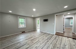45 7th St, Sewickley Twp, PA 15637