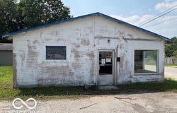 2402 S Home Avenue, Marion, IN 46953