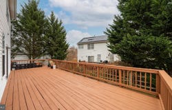 4 YELLOW LEAF COURT, GERMANTOWN, MD 20876