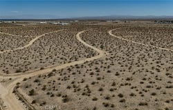 743 Evelyn Avenue, California City, CA 93505