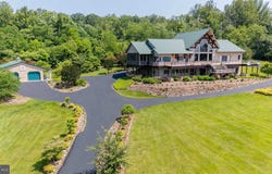 392 POCOSAN MOUNTAIN, STANARDSVILLE, VA 22973