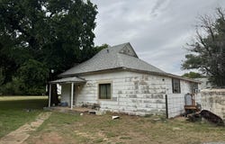 105 E Oklahoma, Cleo Springs, OK 73729
