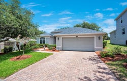1207 LEGENDARY BOULEVARD, CLERMONT, FL 34711