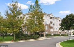 24701 BYRNE MEADOW Square, ALDIE, VA 20105