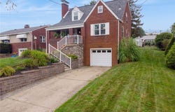 254 Kentucky Dr, Lower Burrell, PA 15068