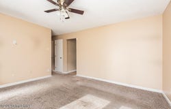 1508 Milburn Ct, La Grange, KY 40031
