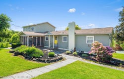 19 Pompeys Cave Road, High Falls, NY 12440