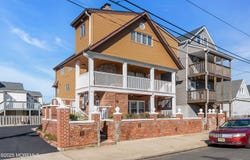 39 Oceanview Avenue, Keansburg, NJ 07734