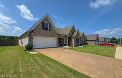 255 Magnolia Gardens Drive, Hernando, MS 38632