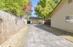 728 SW I Street, Grants Pass, OR 97526