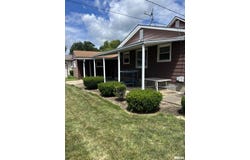 1712 E WASHINGTON Street, Clinton, IL 61727