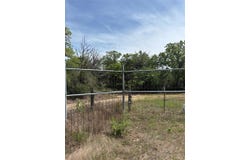 2250 Old Lockhart RD, Plum, TX 78952
