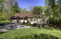 242 Cheestana Way, Loudon, TN 37774