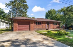 34 APPLE Lane, Petersburg, IL 62675