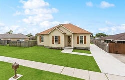 2532 PAUL Street, Meraux, LA 70075