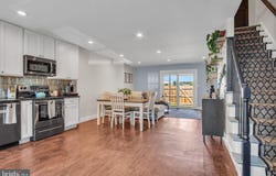 951 E MAPLE STREET, PALMYRA, PA 17078