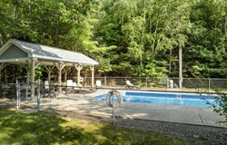 96 Atlantic Avenue, Boothbay Harbor, ME 04538