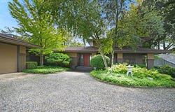 1135 E Northshore Drive, Syracuse, IN 46567