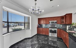 7618 NW 88th Cir, Tamarac, FL 33321