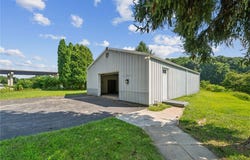 2744 Radebaugh Rd, Jeannette, PA 15644