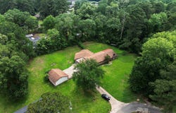 1320 Pinehill Drive, Jefferson, TX 75657