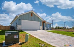 1013 Lago Azul Lane, Temple, TX 76504