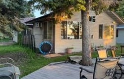 3120 Pleasure Park Lane, Waubay, SD 57273