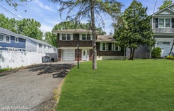 103 Hallberg Avenue, Bergenfield, NJ 07621