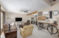 5341 Locust Lane, Kansas City, KS 66106