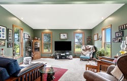 26906 Gladden RD, Maple Hill, KS 66507