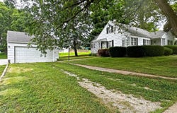 907 Nodaway Street, Corning, IA 50841