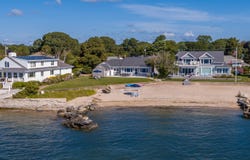 515 Maple Avenue, Old Saybrook, CT 06475