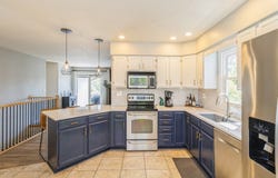 1411 E Franklin Avenue, Indianola, IA 50125